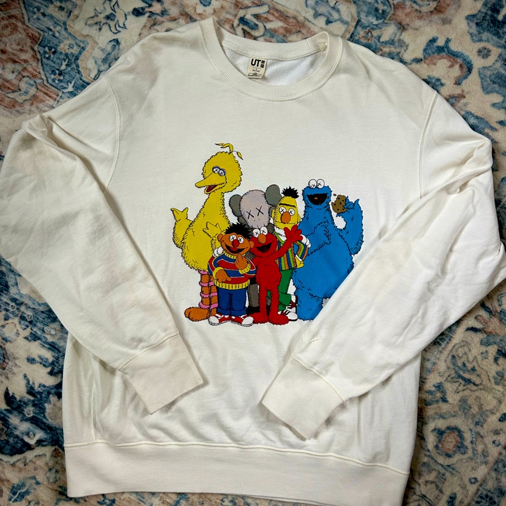 Kaws Sesame Street x  UNI QLO Crewneck